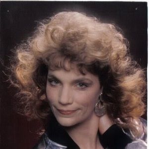 Meet your Posher, Becca